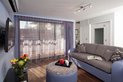 Albany Waves - Accommodation Melbourne 3