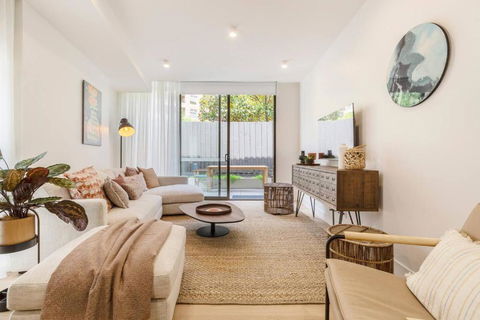 Alexandra Elegance - Riverside Living In Style - Accommodation Melbourne 0