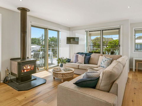 All Decked Out - Accommodation Melbourne 1
