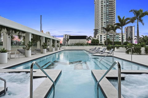 ALTITUDE Ocean Suites - SPECTACULAR, Unmatched Views & Luxury Accommodation - Accommodation Melbourne 0
