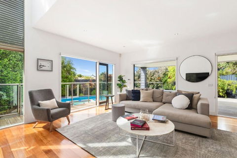 Amalfi Dream - Pool, Spa, Walk To Beach And Shops - Accommodation Melbourne 4