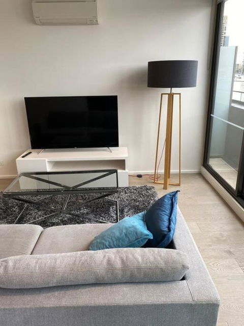 Amazing Apartment COL883104S - Accommodation Melbourne 2