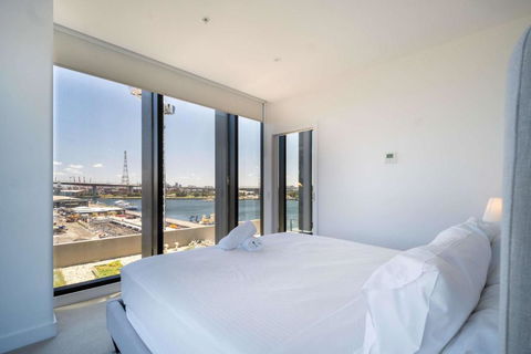 Amazing CBD 3BR Apt Bayview Free Parking - Accommodation Melbourne 3