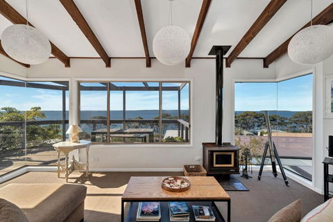Amazing Views At Hyams Beach - Accommodation Melbourne 2