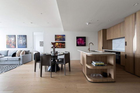 An Astonishing 3BR Apt At Sapphire By The Gardens - Accommodation Melbourne 3