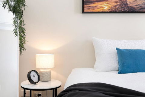 Amazing River View - 3 Bedroom Apartment - Brisbane CBD - Netflix - Fast Wifi - Carpark - Accommodation Melbourne 4