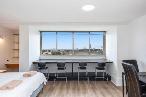 Apartment 201 - Fremantle Studio Apartment With Ocean And Harbour Views - Accommodation Melbourne 1