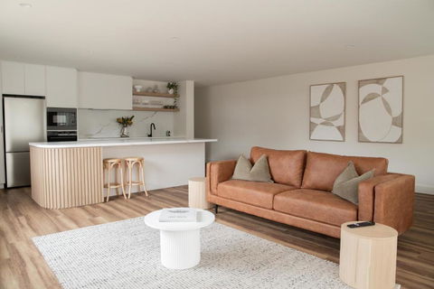Apartment Two - Apartments On Gavan - Accommodation Melbourne 0