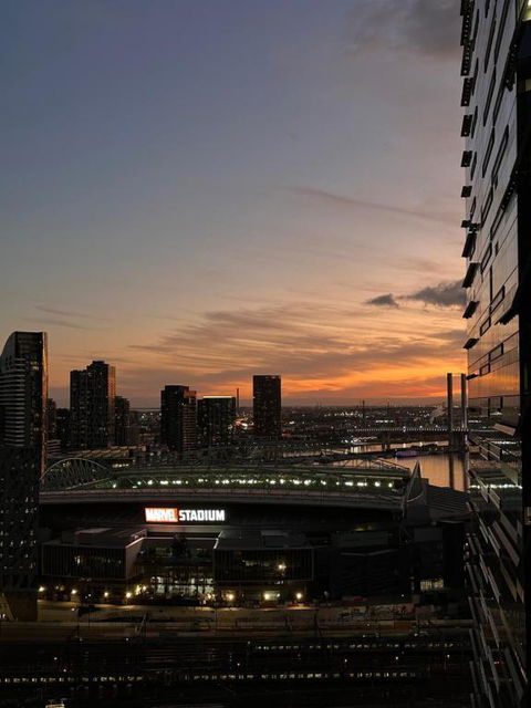 Apartment With Panoramic View - Accommodation Melbourne 2