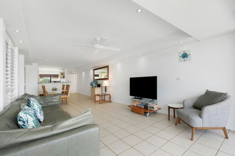 Aqua Linea 3 Noosa Parade 82 - Accommodation Melbourne 3