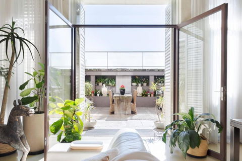 Architectural Home, Pool Oasis/ Steps From Trendy Chapel St. - Accommodation Melbourne 1