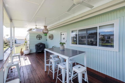 At The Beach Brooms Head-LJHooker Yamba - Accommodation Melbourne 2