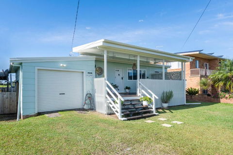 At The Beach Brooms Head-LJHooker Yamba - Accommodation Melbourne 0