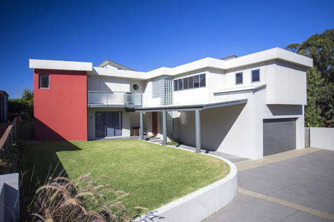 Atlantas - Accommodation Melbourne 4