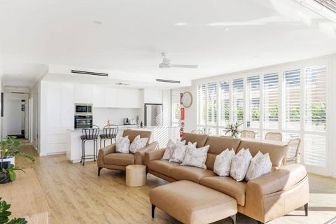 Aura 3 Spectacular Beachside Views - Accommodation Melbourne 3