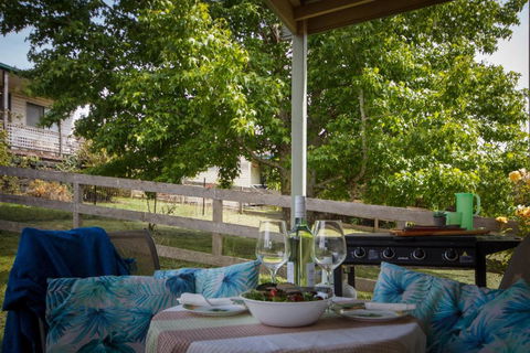 Aveley - Daylesford - Accommodation Melbourne 1