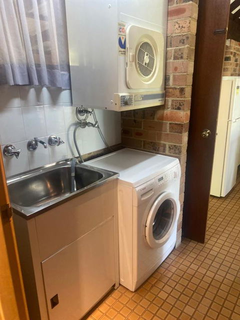Avoca Beach Hotel - Accommodation Melbourne 1