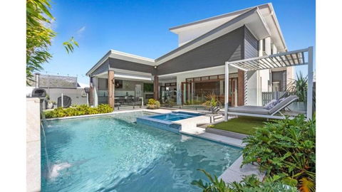 Avoca Beach Retreat - Accommodation Melbourne 3