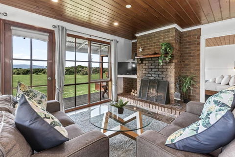 Apollo Bay Cottages- Marriners - Accommodation Melbourne 0