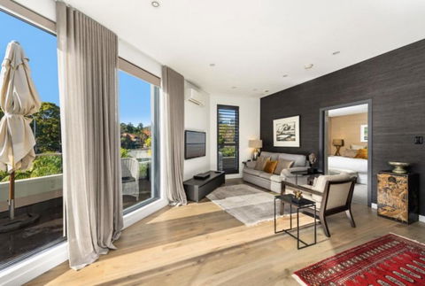 B312S - Luxury Waverton Apartment - Accommodation Melbourne 0