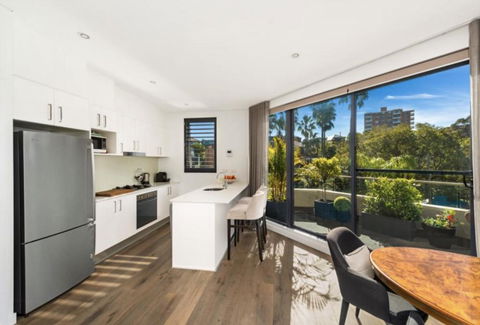 B312S - Luxury Waverton Apartment - Accommodation Melbourne 1