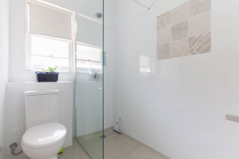 B5 Crawley Apartment 1 BRM & Sleepout Near UWA - Accommodation Melbourne 4