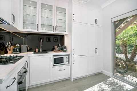 BALO1 - The Esplanade - Mosman - Accommodation Melbourne 2