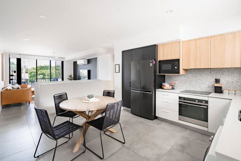BARRA Coolum Beach Family Escape 5 Min To Waves - Accommodation Melbourne 1