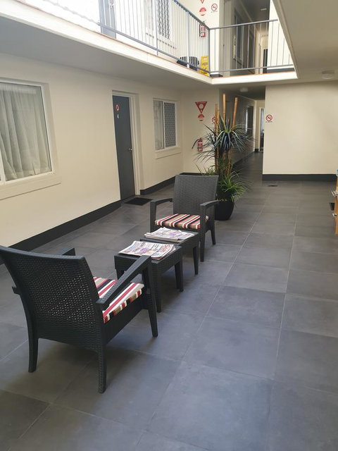 Southport Motel & Apartments - Accommodation Melbourne 7