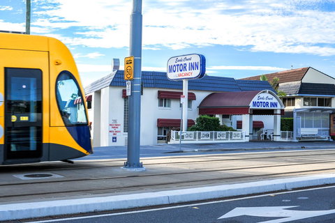 Southport Motel & Apartments - Accommodation Melbourne 1