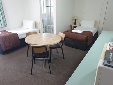 Southport Motel & Apartments - Accommodation Melbourne 16