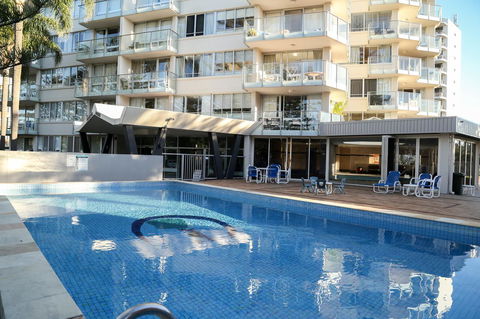 Pacific Regis Beachfront Holiday Apartments - Accommodation Melbourne 9