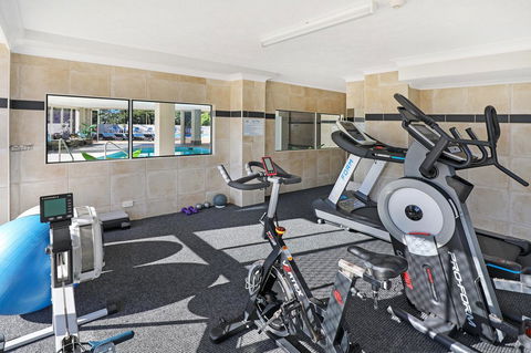 Pacific Regis Beachfront Holiday Apartments - Accommodation Melbourne 8