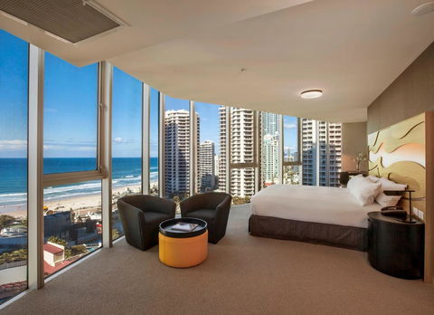 Hilton Surfers Paradise Hotel & Residences - Accommodation Melbourne 9