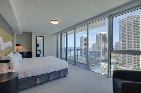 Hilton Surfers Paradise Hotel & Residences - Accommodation Melbourne 2
