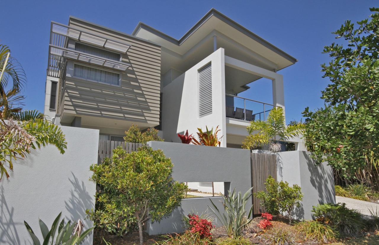 Mount Coolum QLD Accommodation Melbourne