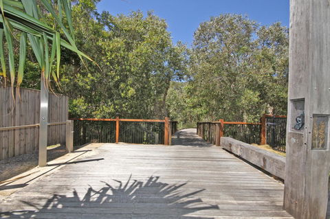 48 Boardrider Crescent, Mt Coolum - Pet Friendly, WiFi, Linen Incl. 500 BOND - Accommodation Melbourne 11