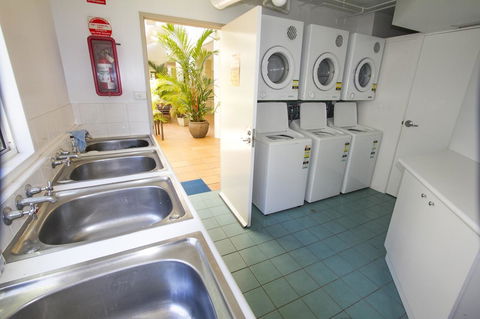 Port Douglas Apartments - Adults Only Oasis - Accommodation Melbourne 35