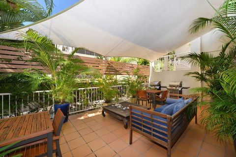 Port Douglas Apartments - Adults Only Oasis - Accommodation Melbourne 4