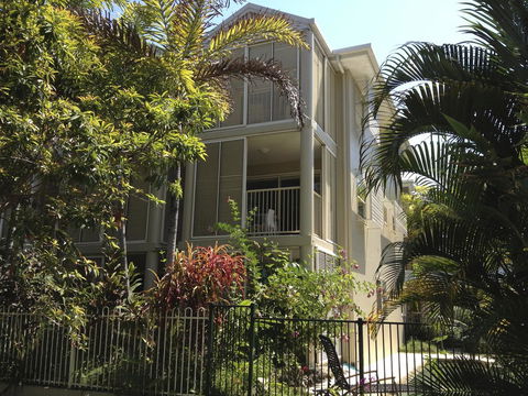 Port Douglas Apartments - Adults Only Oasis - Accommodation Melbourne 38