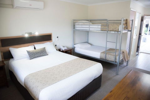 Charleville Motel - Melbourne 4u 19
