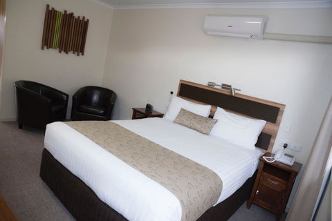 Charleville Motel - Melbourne 4u 18