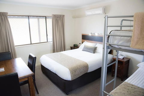 Charleville Motel - Melbourne 4u 9