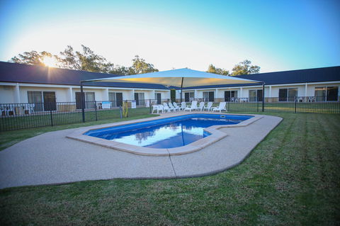 Roma Explorers Inn - Melbourne 4u 6
