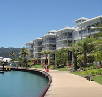 Boathouse Port of Airlie - Accommodation Melbourne