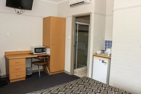 Salisbury Hotel Motel - Accommodation Melbourne 18