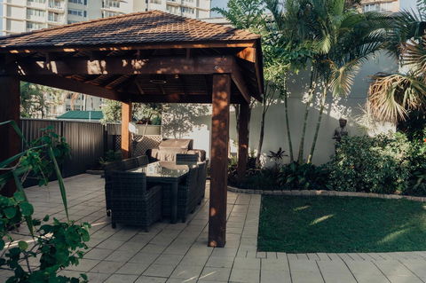 Burleigh Palms Holiday Apartments - Accommodation Melbourne 32