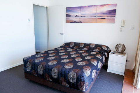 Crystal Beachfront Apartments - Accommodation Melbourne 30