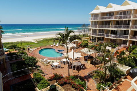 Crystal Beachfront Apartments - Accommodation Melbourne 33