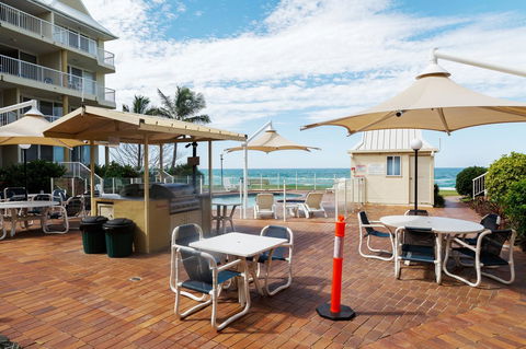Crystal Beachfront Apartments - Accommodation Melbourne 2